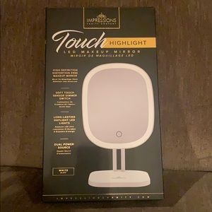 NWT  -  LED Makeup Mirror